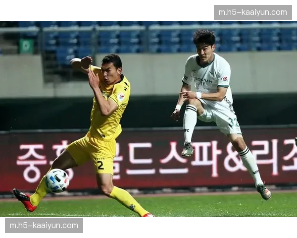 首尔FC心理战优势：借助主场氛围与历史交锋数据施加无形压力